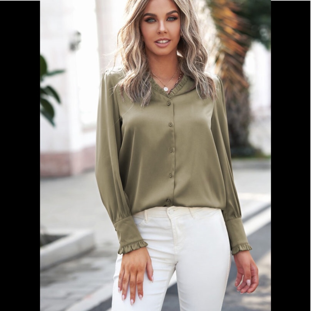 Frilled Collar Button Up Hunter Green French Blouse